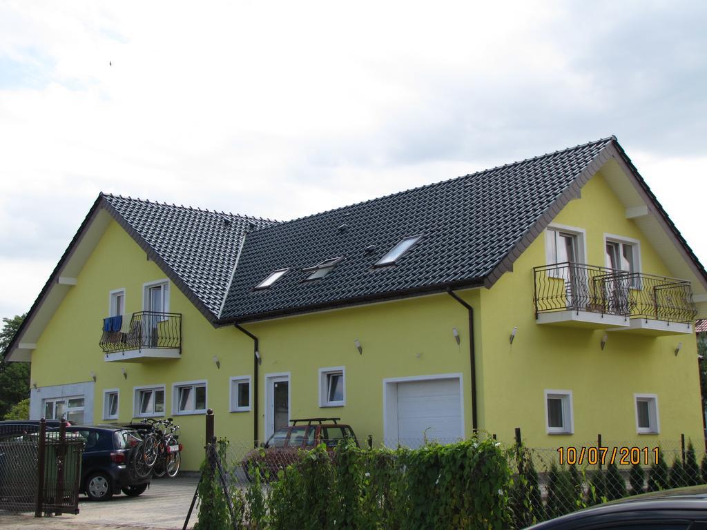 Villa Rekin Гжибово Екстериор снимка